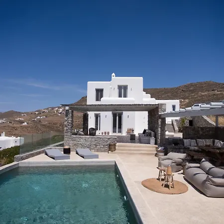 Seaview Pool Near Alemagou