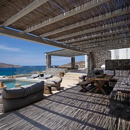 Seaview Pool Near Alemagou *