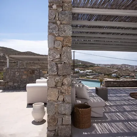 Villa Pool Near Alemagou Ftelia (Mykonos)