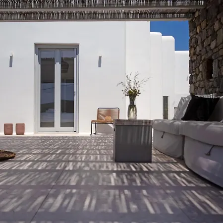 Seaview Pool Near Alemagou *