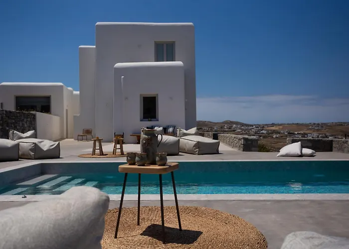 Seaview Pool Near Alemagou Φτελιά