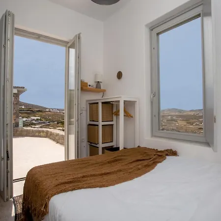 Seaview Pool Near Alemagou Ftelia (Mykonos)