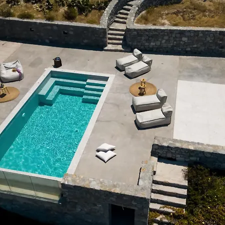 Villa Pool Near Alemagou