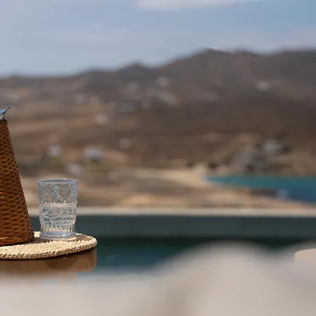 Pool Near Alemagou Villa Ftelia (Mykonos)