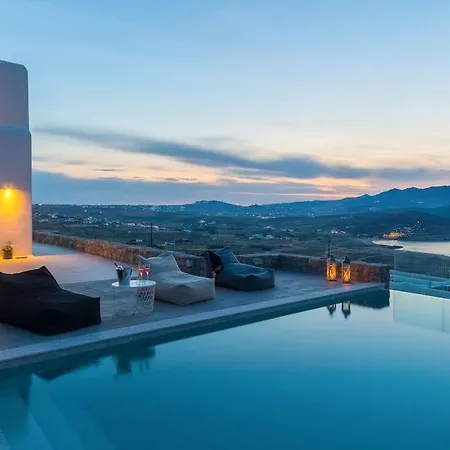 Seaview Pool Near Alemagou Willa Ftelia (Mykonos)