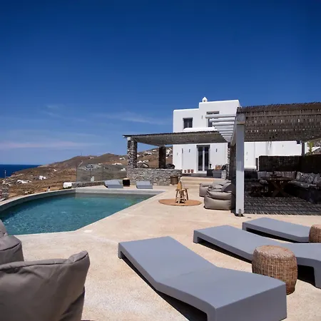 Seaview Pool Near Alemagou Фтелия