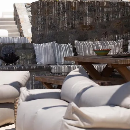 Seaview Pool Near Alemagou