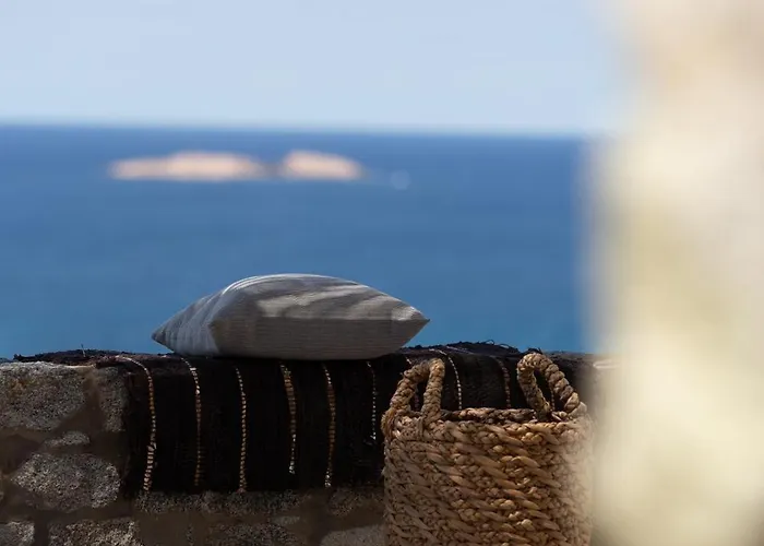 Seaview Pool Near Alemagou 别墅